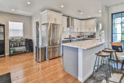 Photo - 6027 Comey Ave House