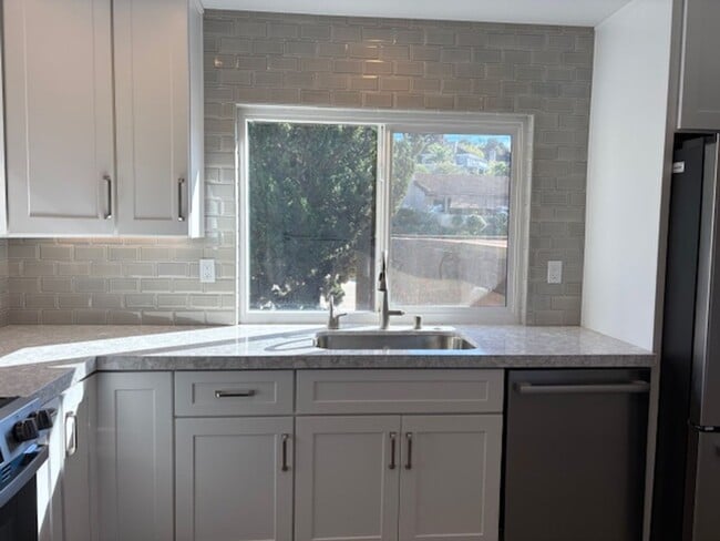 Photo - Remodeled Oaks North View Condo