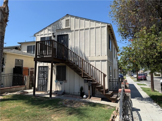 Photo - 1170 E 55th St Townhome