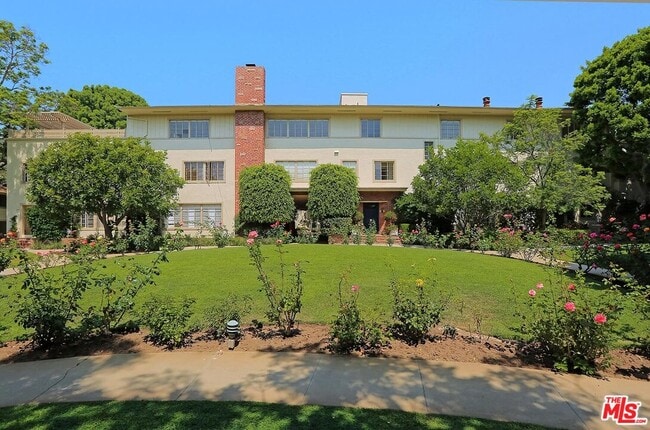 Photo - 11901 W Sunset Blvd Condo Unit 112
