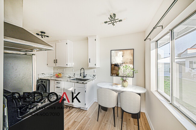 Photo - 8136 Constance St Unit 8136