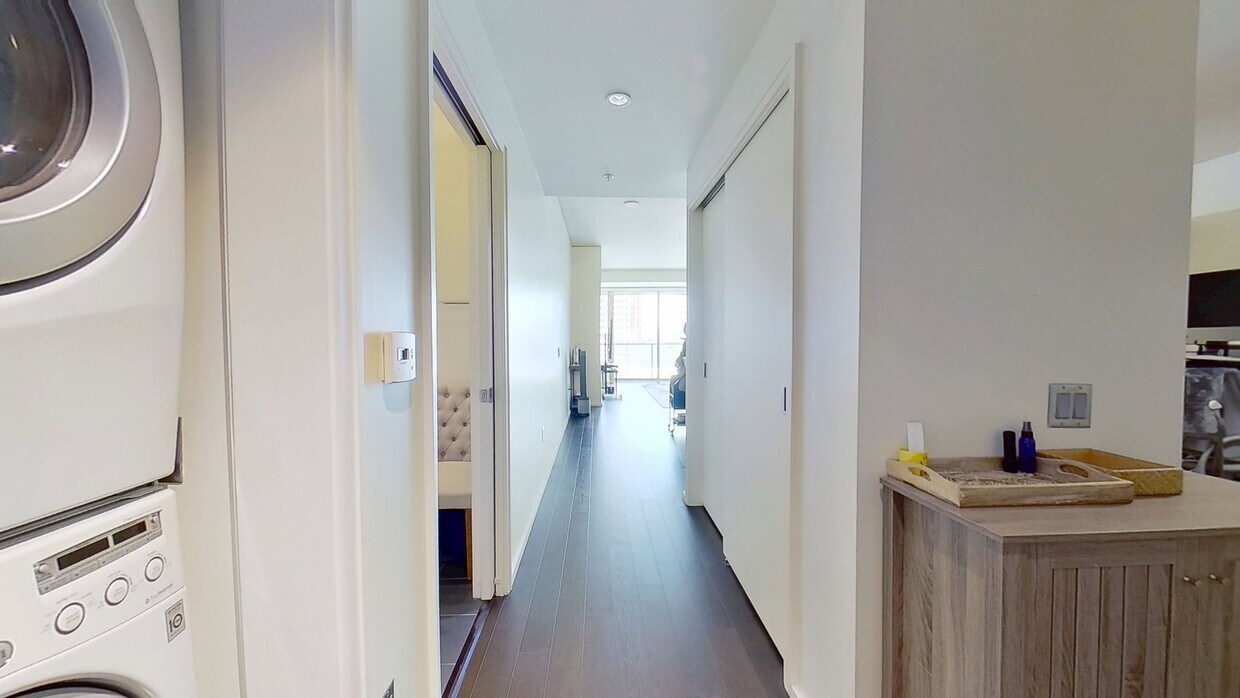 3D Tour - 1155 S Grand Ave Unit 1108