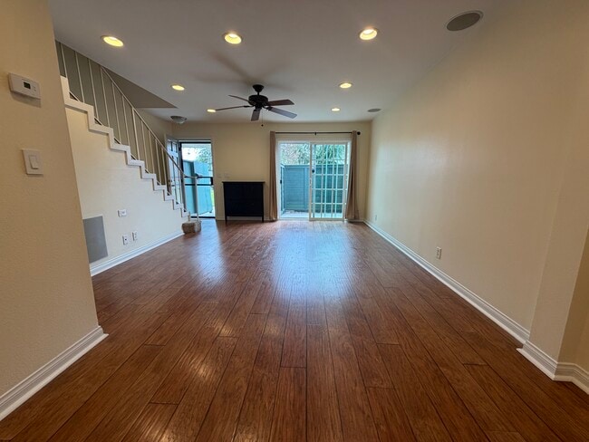 Photo - 5063 Argyle Dr Unit Highland Green