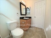 Photo - 748 Florida St