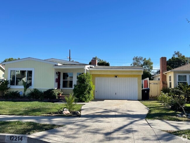 Building Photo - 12214 Aneta St Rental
