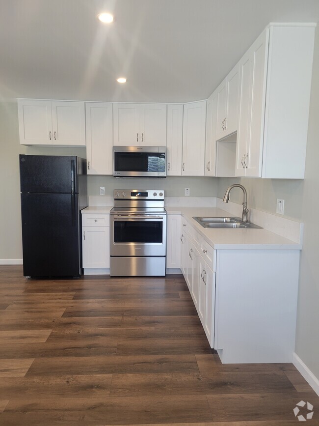 Building Photo - 5551 Lemon Ave Unit 1/2 Rental