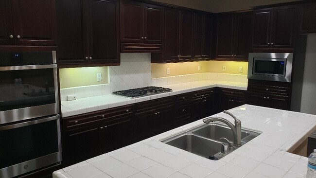 Photo - 16020 Huntington Garden Ave