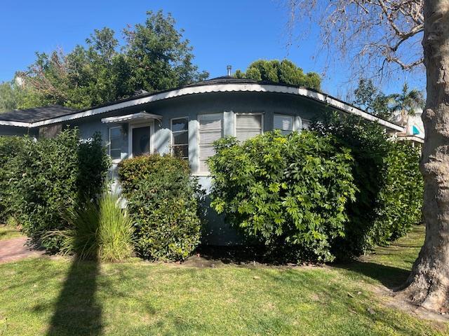 Photo - 10913 Moorpark St Unit 1 - Front