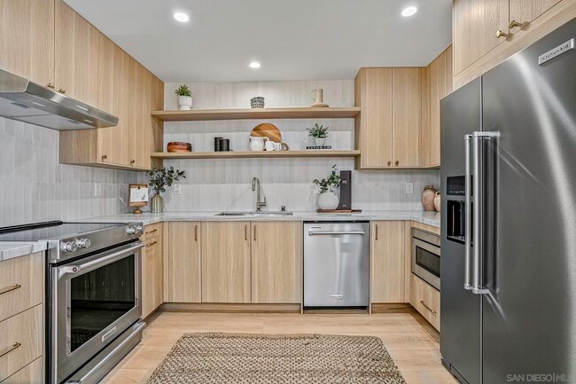 Photo - 2124 San Clemente St