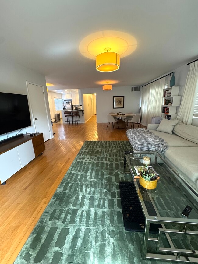 Photo - 33 Paloma Ave Unit #1