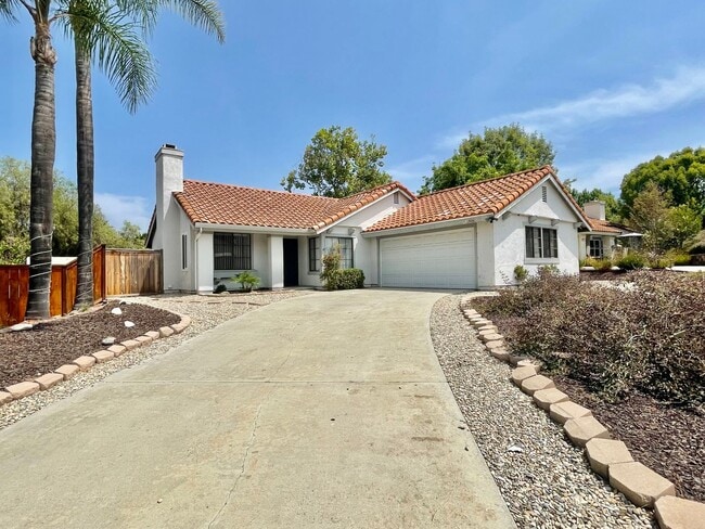 Building Photo - 1008 Bridle Path Way