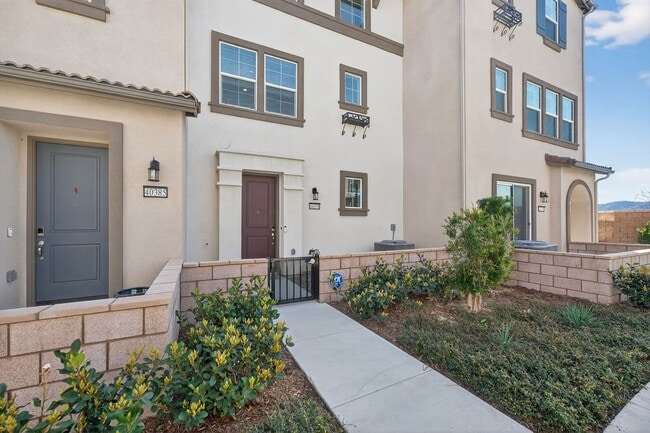 Photo - 40379 Melrose Dr
