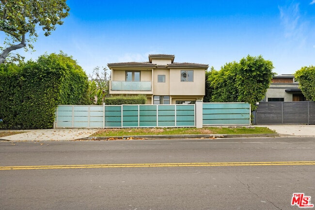 Building Photo - 841 N Crescent Heights Blvd Rental