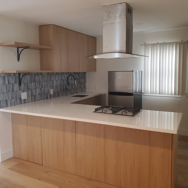 Building Photo - 11408 Ohio Ave