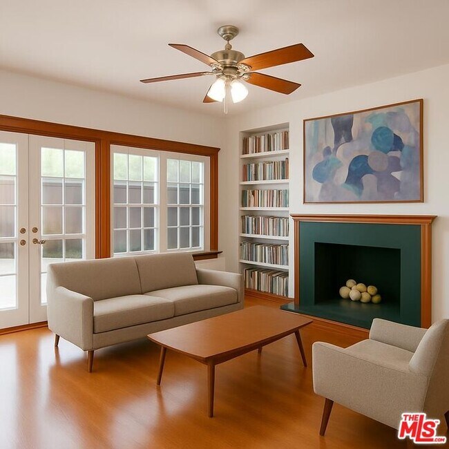 Photo - 13239 Addison St