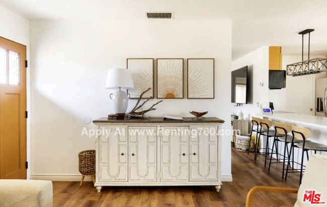 Photo - Updated 3 Bed 2 Bath Home on 2.5 Fenced In Acres with paid SOLAR PANELS!!