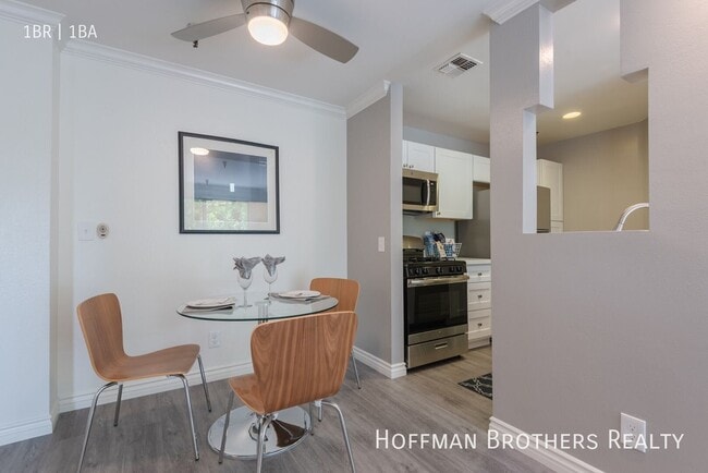 Photo - 11473 Riverside Dr Unit 308