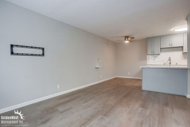 Photo - Upgraded 1Bdm 1Ba Condo in Beautiful Del Mar! Unit 115