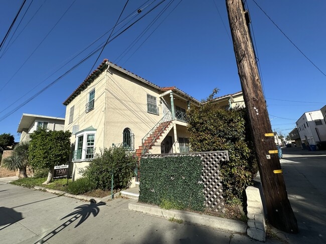 Building Photo - 282 Cherry Ave