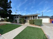 Photo - 5BR/2BA with Private Yard! House