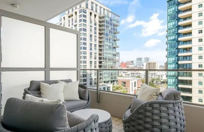 Photo - 550 Front St Unit 212