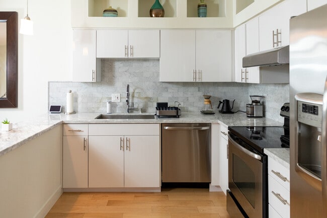 Photo - 8960 Cynthia St Unit 104