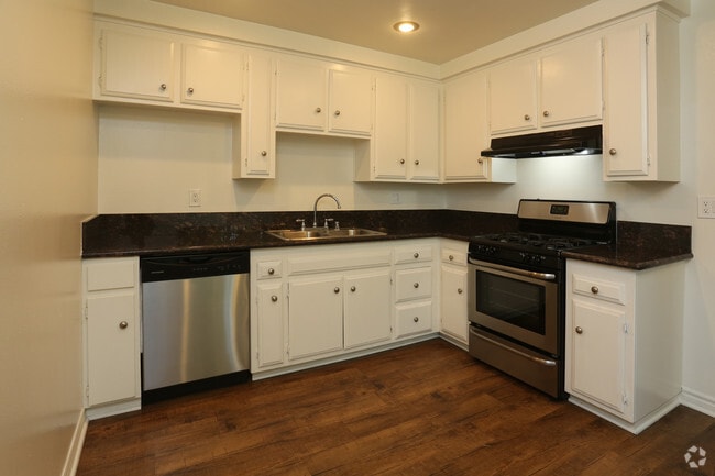 Interior Photo - Park Cerritos Apartments