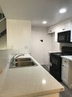 Photo - Gorgeous 2 bedroom / 1 bathroom in Marina ... Apartment