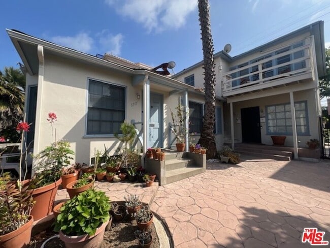 Photo - 1721 Glendon Ave Condo