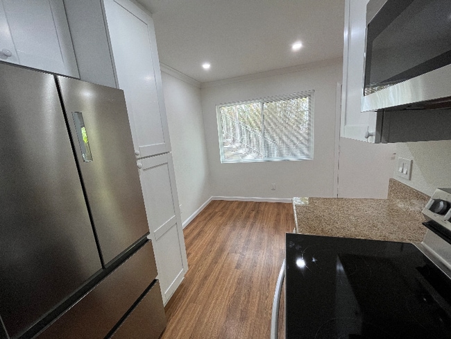 Photo - 3911 Oregon St