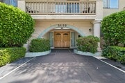 Photo - 5400 Lindley Ave Condo Unit 211