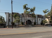 Photo - Royal Palms Apartments