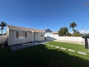 Photo - 1268 Georgia St