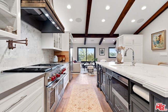 Photo - 4920 Llano Dr