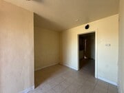 Photo - P552 Unit #B