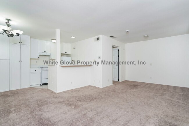 Photo - Charming Studio Condo with Garage in Desirable Las Palmas Community