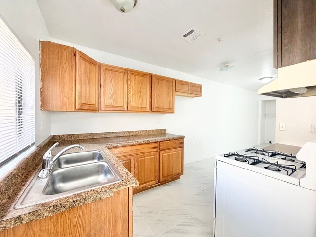 Photo - PS T 66369 Unit A