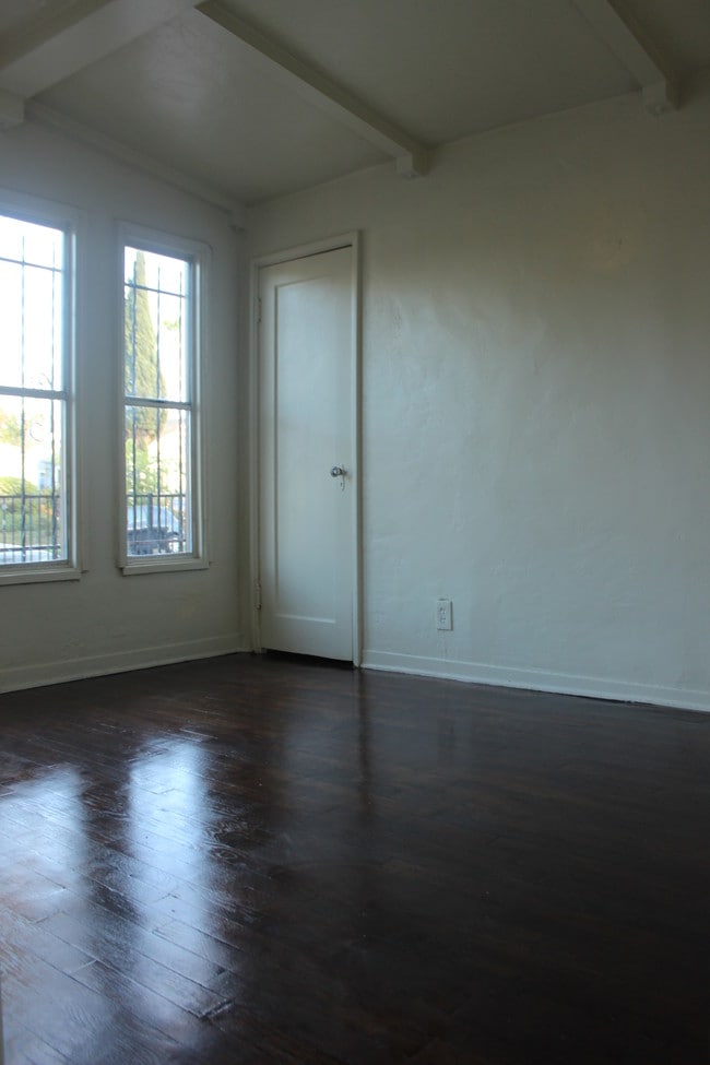 Bedroom #1 - 6561 S Victoria Ave Apartment Unit 6561