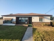 Photo - 5444 Roswell St