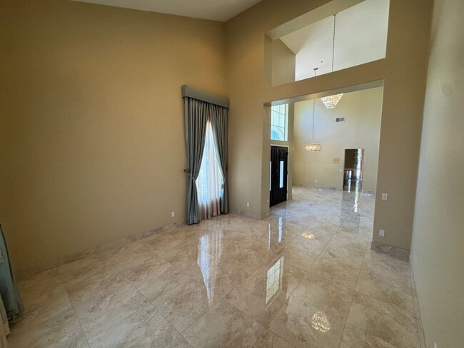 Photo - 5 Bedroom house in PASATIEMPO