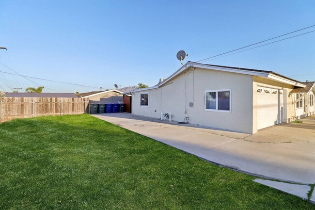 Photo - 609 Carlsbad St Unit ID1283129P