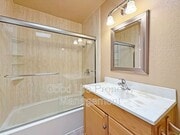 Photo - 1429 Esperanza Way House