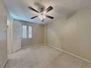 Photo - 5605 Louise St