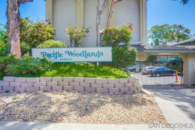 Photo - 4651 Pico St Unit 111