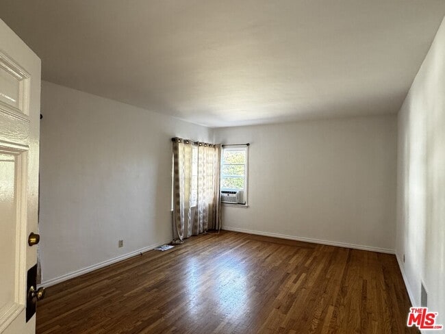 Photo - 1242 Edris Dr
