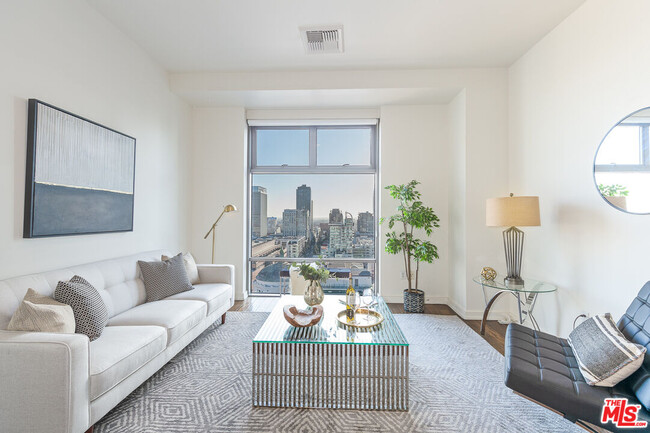 Photo - 801S S Grand Ave Condo Unit 1412