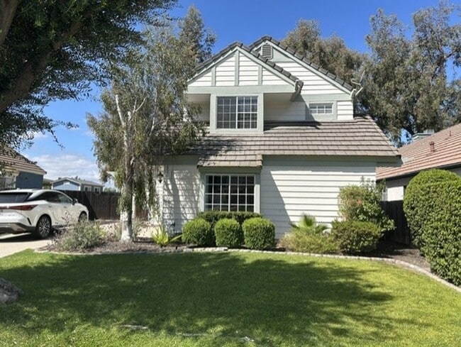 Building Photo - 23827 Falconer Dr