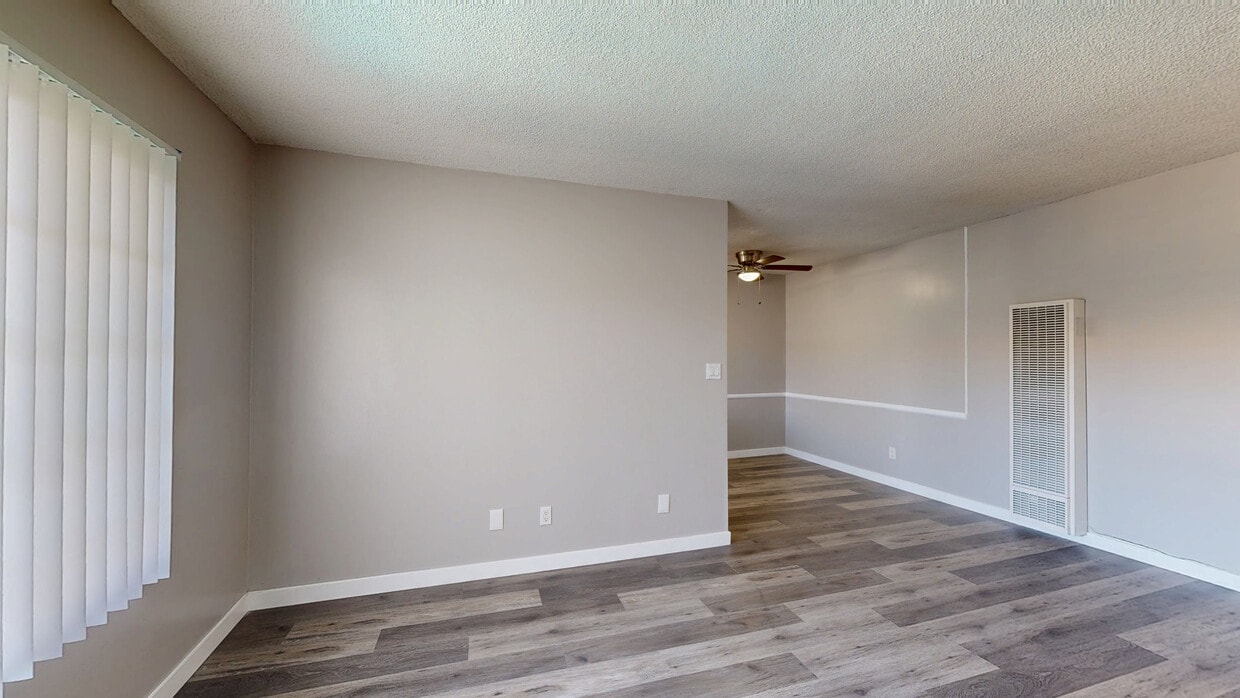 3D Tour - 1822 W. El Segundo Blvd. Apartments