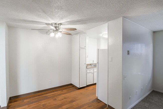 Photo - Parkview Poway Apartments | Comfortable Living in the Heart of Poway!