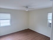 Photo - 606 N Pass Ave Unit 606n pass ave